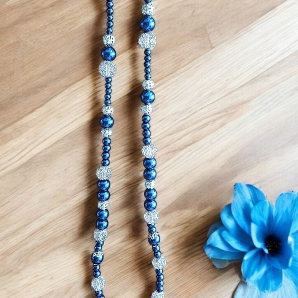 Elegant Blue Beaded Jewelry Set – Necklace & Earrings - Picture 4 of 4